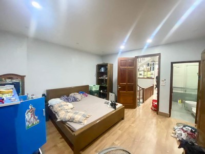 Bán nhà liền kề dự án hoàng huy an đồng 67m x 4 tầng ô.tô đỗ cửa giá 5 tỉ full nội thất 3