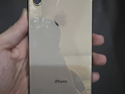 Iphone Xsmax 64gb, bản quốc tế màu gold zin siêu đẹp, mới 7