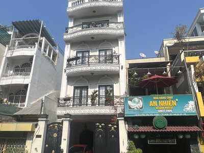 Bán nhà mt hai bà trưng - trần quang khải q1, 4.3x18m kc 5 tầng chỉ 32 tỷ 0