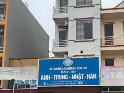 Chính chủ bán nhà mặt đường quốc lộ 37, giữa khu công nghiệp đình trám sen hồ, kinh doanh cực tốt. 0