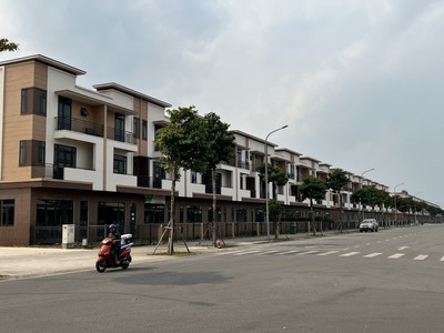 Bán gấp nhà phố 3 tầng trục đi bộ 26m khu đô thị centa city chỉ với 7 tỷ 120m2 4