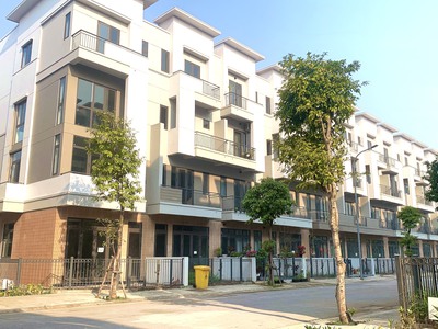 Chỉ từ 38tr/m2 sở hữu ngay căn shophouse chân đế chung cư tại centa Vsip 0