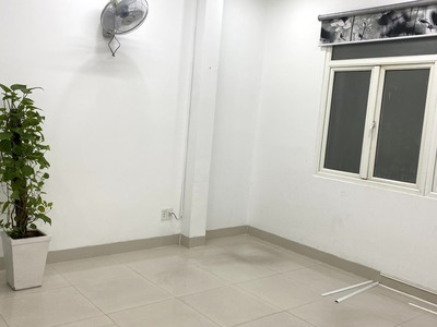 Cho thuê văn phòng đường Nguyễn Văn Linh, Đà Nẵng, Giá rẻ chỉ từ 3,5 triệu/phòng, full thiết bị 2