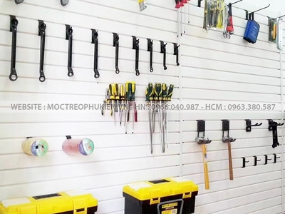 Tấm vách slatwall pvc làm giá treo tiện lợi - 2023 3