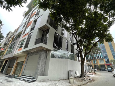 Cho thuê tòa nhà mới Trung yên 6T x 76m2 làm VP, SPA, Cafe 0