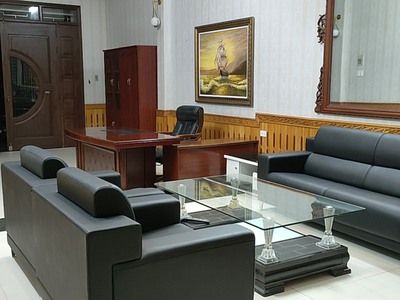 Cho thuê nguyên nhà 3 tầng rộng rãi tại Văn Cao, vừa ở vừa làm văn phòng cực tiện. 1
