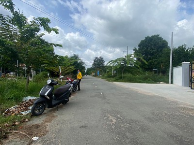 Phú An, Tx. Bến Cát mặt tiền đường nhựa 12m giá chỉ 4.9tr/m2. Ngân hàng hỗ trợ vay 60. 4