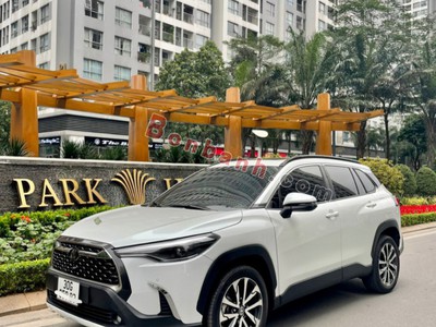 Bán xe toyota corolla cross 1.8v 2020  võ thị sáu, hai bà trưng, hà nội 0