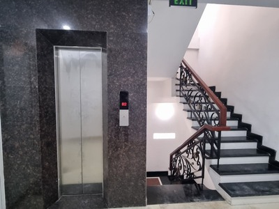 Cho thuê mặt bằng bên dưới căn hộ dịch vụ, hà huy giáp kinh doanh tốt chỉ 12 triệu 3