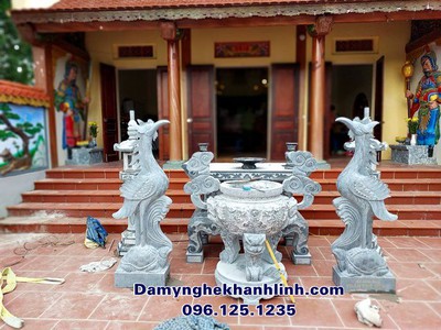 Mẫu lư hương đá vuông đẹp chuẩn phong thủy 1