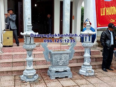 Mẫu lư hương đá vuông đẹp chuẩn phong thủy 0