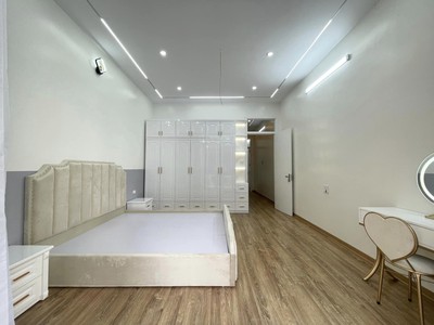 Thật 100 bán nhà phương mai,vỉa hè, kinh doanh, hai thoáng sổ đỏ nở hậu 66m2 4t,mt4.6m. 3