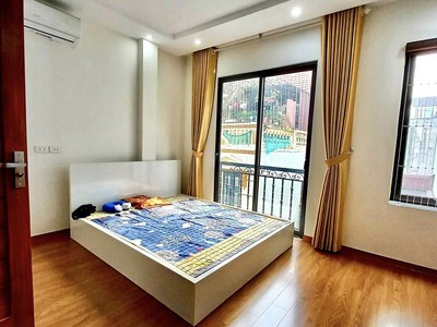 Hot xem ngay nhà phố dịch vọng hậu cầu giấy 45m2 5 tầng đẹp chủ xây tâm huyết, tặng nội thất ở 1