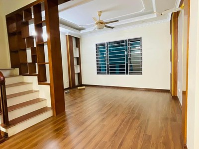 Bán nhà trường chinh, 7,2 tỷ, 40m2x5 tầng - nhà mới, mt:4.2m, 10m ra mặt phố, mặt tiền rộng - ở 1