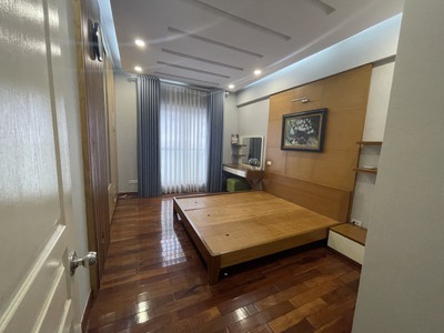 Bán chung cư vườn đào, tây hồ, 3 ngủ, 126m2, nội thất đầy đủ, xịn, hiện đại 2