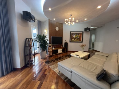 Bán chung cư vườn đào, tây hồ, 3 ngủ, 126m2, nội thất đầy đủ, xịn, hiện đại 3