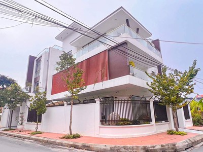Biệt thự lô góc 2 mặt tiền đẳng cấp đường máng nước đường 10m giá 12.8 tỉ ngay ngã 4 cơ điện 0