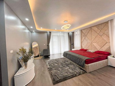 Biệt thự lô góc 2 mặt tiền đẳng cấp đường máng nước đường 10m giá 12.8 tỉ ngay ngã 4 cơ điện 3