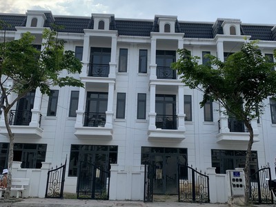 Khu nhà phố Compound , đẹp ngất ngây , đầy đủ tiện ích , giá vô cùng ưu đãi 0