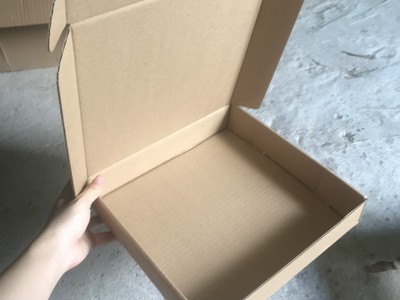Thùng Đựng giày . hộp đựng đồ . in theo yêu cầu 3