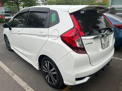 Chính chủ cần bán xe Honda Jazz RS 2019 3