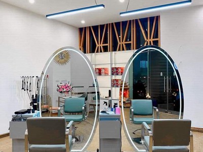 Sang nhượng salon tóc, nail 4