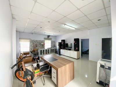 Cần cho thuê nhà riêng gần trường gần Siêu thị, diện tích 9mx7m 0