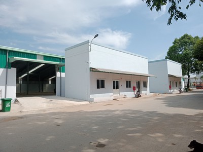 Kho Tam Bình với diện tích cho thuê gầm 2000m2 3
