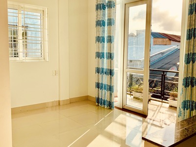 Nhà 2 Tầng Kiên Cố Kiệt 333 Phạm Văn Đồng 6