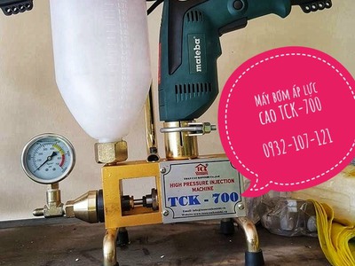 Máy bơm áp lực cao dùng trong xử lý nứt 1
