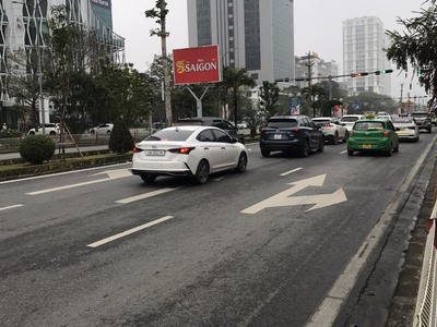 Cho thuê 800m2 tầng 1  2  mđ lê hồng phong hải phòng 0