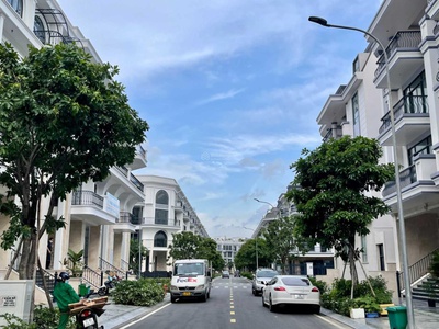 Cho thuê nhà mặt tiền shophouse nguyễn thị nhung, p.hbp, thủ đức,5x20m, lửng   4 lầu 2
