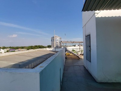 Mặt tiền võ văn hát lã xuân oai   5tầng 2 mặt tiền  4