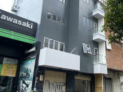 Cho thuê nhà mt lê thị riêng q1, 8x15m, trệt 5 lầu thang máy 0