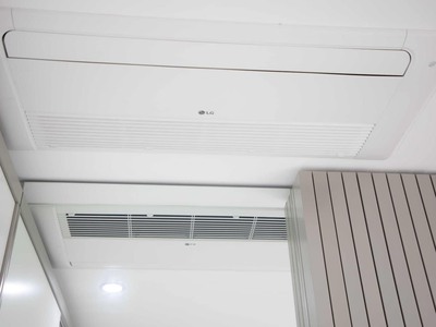 Cắt lỗ bán gấp chung cư AQH Riverside Long Biên, 61m2, 2PN, view sông, bao thuế phí 7