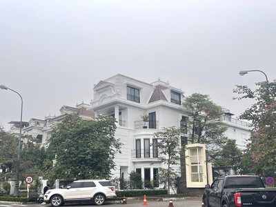 Bán gấp hạ 3 tỷ, biệt thự cầu bươu, xa la, lô góc 105m2, 4 tầng, mt 15m chỉ 12.3 tỷ 0