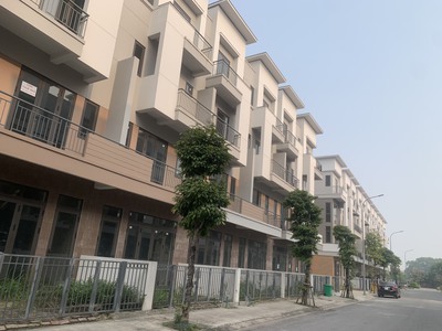 Cần thanh khoản gấp căn nhà phố chân đế chung cư vsip kinh doanh tốt 1