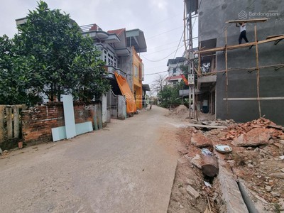 Bán mảnh đất 100 thổ cư tại thôn thái bình, xã bình yên, huyện thạch thất. dt 212m2 0