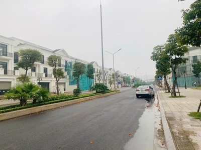 Bán căn Shophouse Hải Âu 3 Vincity Gia Lâm Giá cam kết tốt 0
