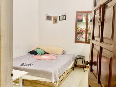 1 bước ra phố - thiện chí bán. tt quận hai bà. bạch mai. 60m. 4 tầng. mt5,8m. 1