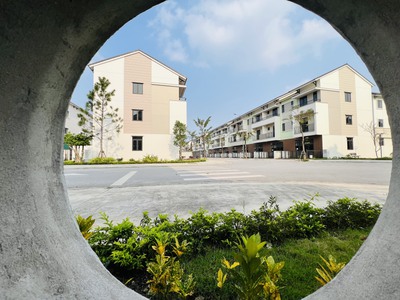 Bán shophouse nhà phố thương mại veiw sông đối diện ninh hiệp tại centa city tp.từ sơn 0