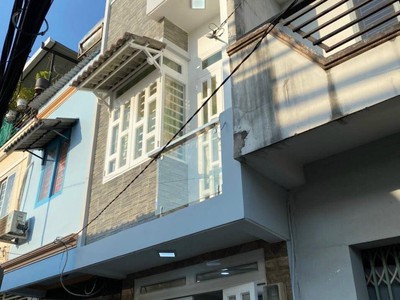 Bán nhà kha vạn cân, hbc, thủ đức giá rẽ 2.5 tỷ 3x8m, 3 tầng 4 phòng ngủ 1