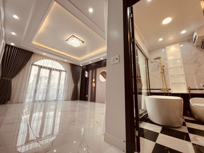 Siêu phẩm phân lô trung lực 101m x 5 tầng mới tinh - thang máy full kính- giá 10.8 tỉ 4