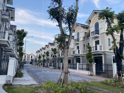 Cần tiền mở rộng kinh doanh. 0
