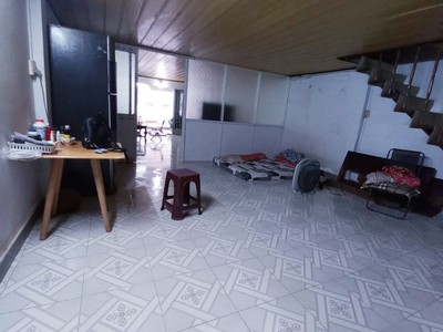 Bán nhà Quận 8, nhà rất rộng, chiều ngang hơn 6m, Hẻm ba gác chạy, giá rẻ 3