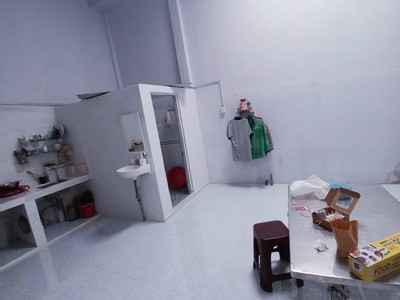 Bán nhà Quận 8, nhà rất rộng, chiều ngang hơn 6m, Hẻm ba gác chạy, giá rẻ 4