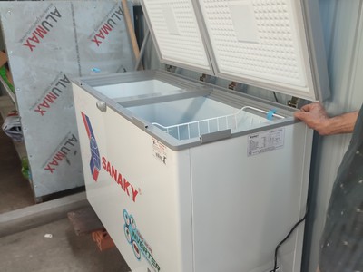 Tủ đông 1 ngăn Sanaky Inverter 360 lít VH-3699A3, mới 100 bảo hành chính hãng. 1
