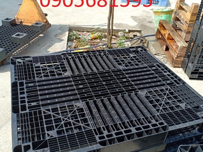 Bán pallet nhựa thanh lý giá cực rẻ tại Đà Nẵng 2