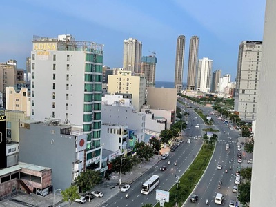 Khách sạn biển 4 sao mặt tiền phạm văn đồng. quận sơn trà. bể bơi vô cực. giá 185 tỷ 2