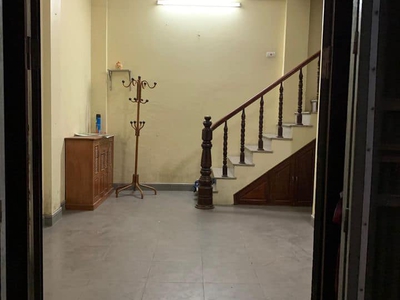 Cho thuê nhà phố đại la, 31m2 x 5 tầng ,3 ngủ, full nội thất, 12tr 2